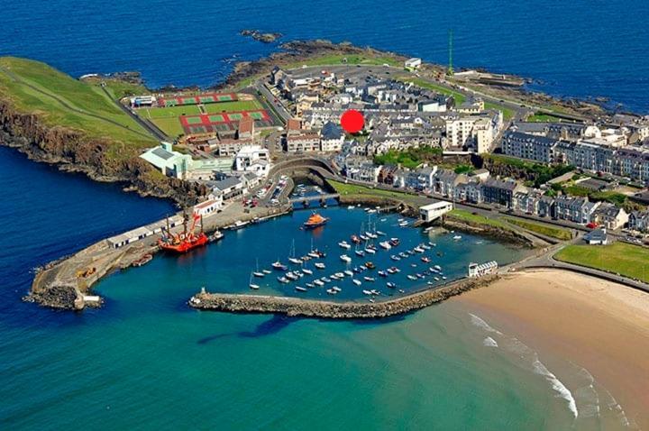 3 Princess Green - Portrush By The Sea Exterior photo